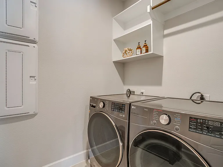 2113 Domingo Dr — Photo 13