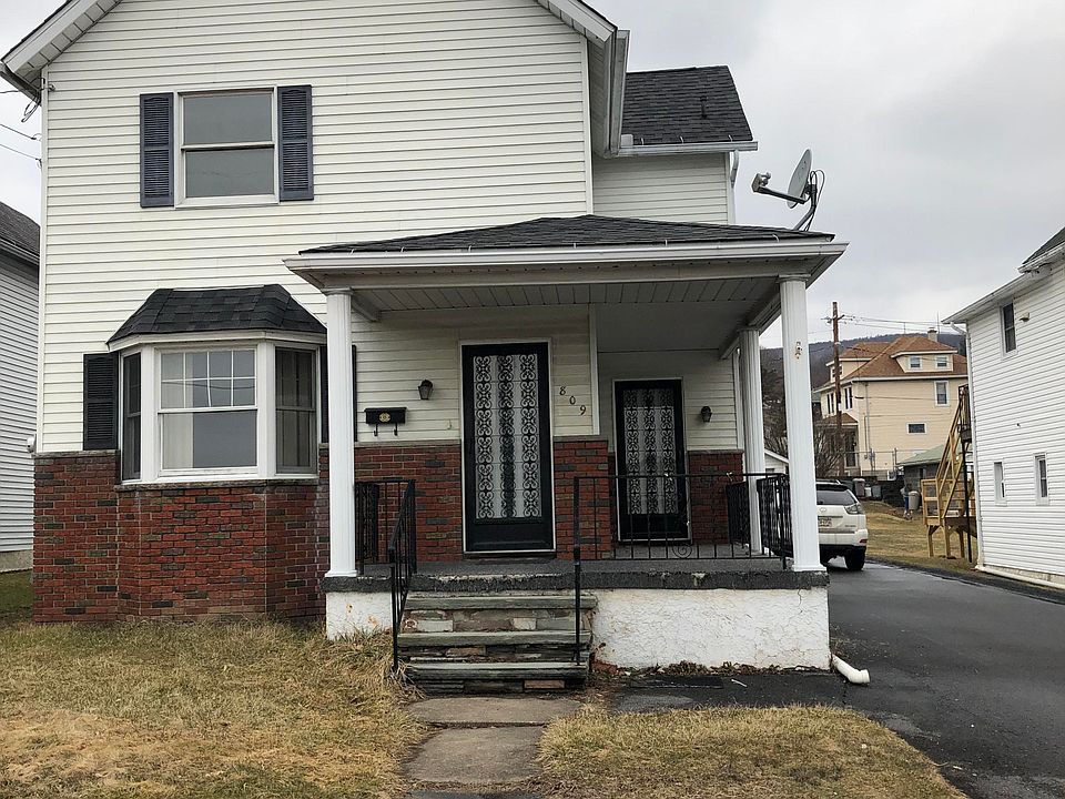 1st image of 809 Carmalt St