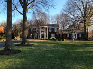 15868 Richborough Rd, Chesterfield, MO 63017