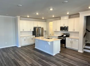 326 Deercroft Dr, Apex, NC 27539