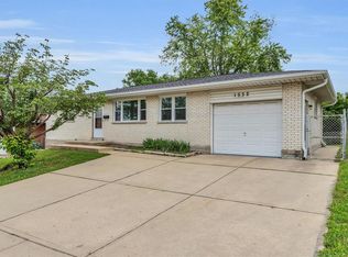 1532 Union Rd, Saint Louis, MO 63125