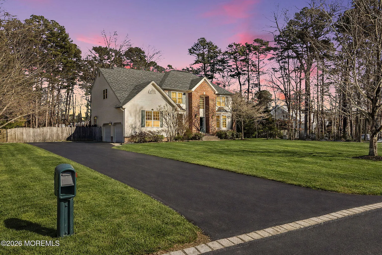 29 Erin Drive photo 1