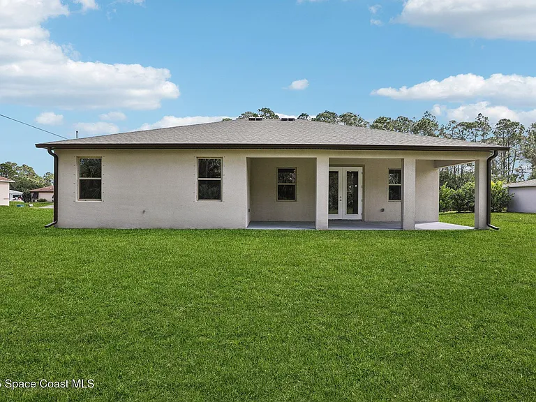 758 Bryant Rd SW — Photo 17