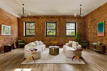 272 Water Street, #5R/6R