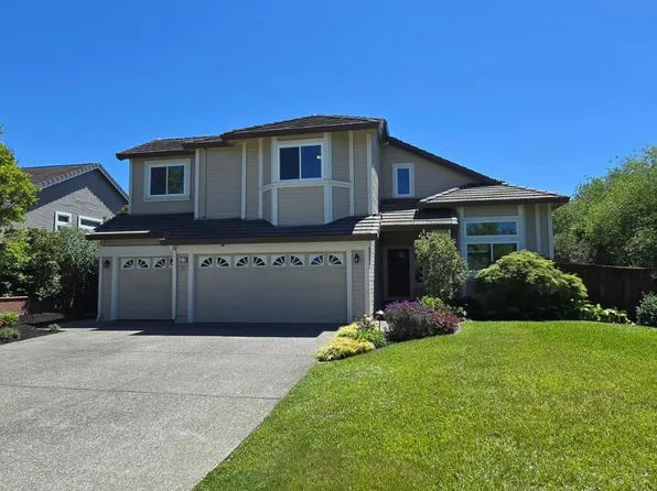 412 Black Oak Drive, Petaluma, CA 94952