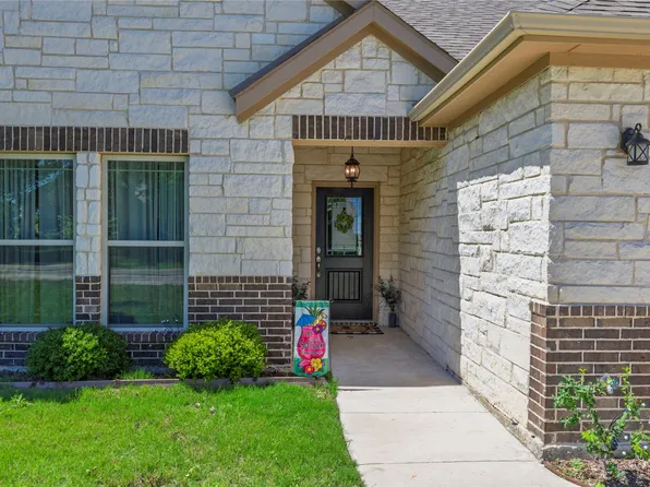 226 Half Moon Way, Bridgeport, TX 76426