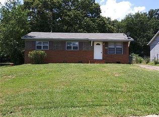805 Echodale Dr, Charlotte, NC 28217