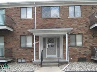 23001 Liberty St, Saint Clair Shores, MI