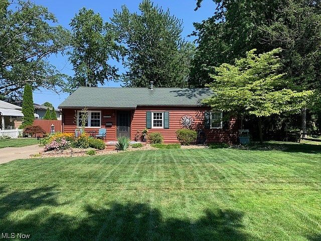 1st image of 37578 Green Dr
