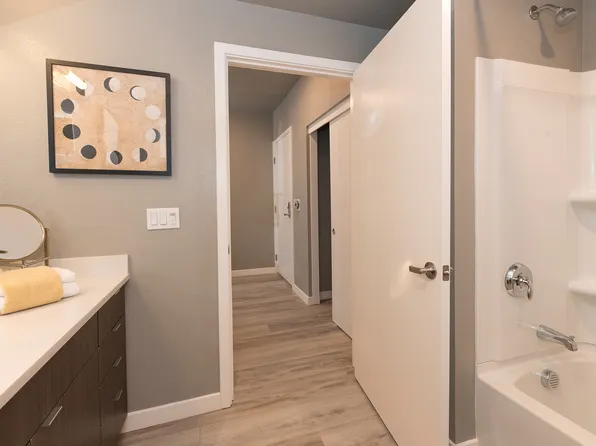 Denizen Apartments, 2323 Valley St #1-204, Oakland, CA 94612