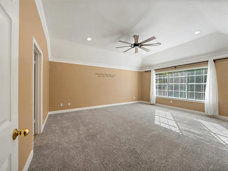 4422 Pine Breeze Dr — Photo 19
