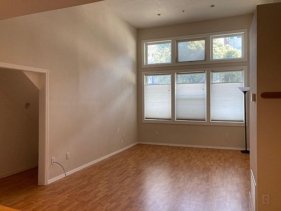 2nd image of 885 Arguello Blvd