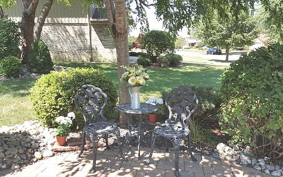 4th image of 15306 Regent Dr