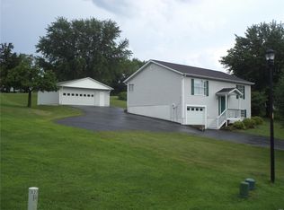 6228 Yellow Brick Rd, Washington, MO 63090