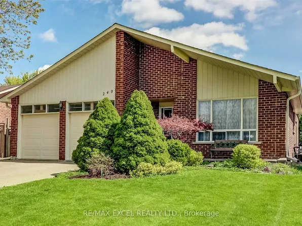 240 Yorkshire Dr, Newmarket, ON L3Y 6J7