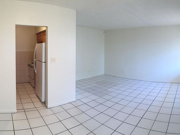 2nd image of 620 NW 8th Ave #7Q