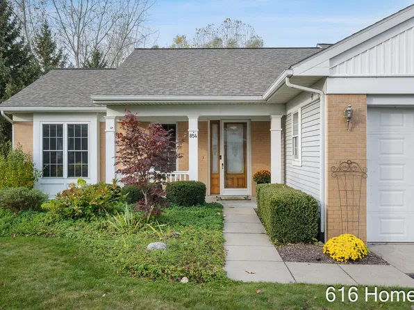 854 Peaceful Dr SE, Byron Center, MI 49315