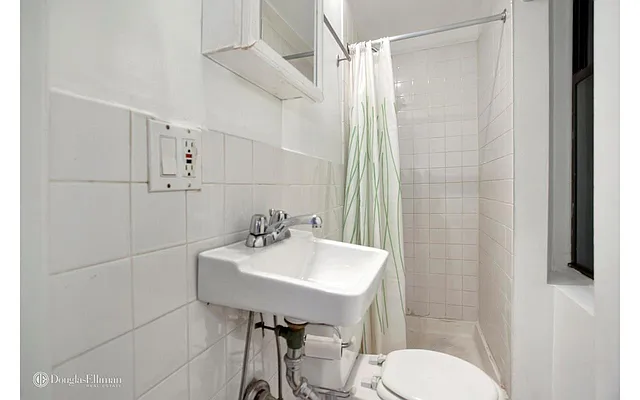 Rented by Douglas Elliman | media 9