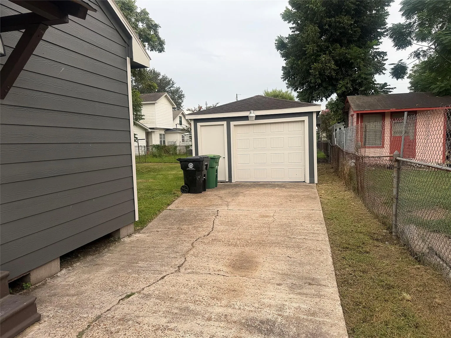 2 bed, 1.0 bath, 810 sqft, $1,500 — Photo 3