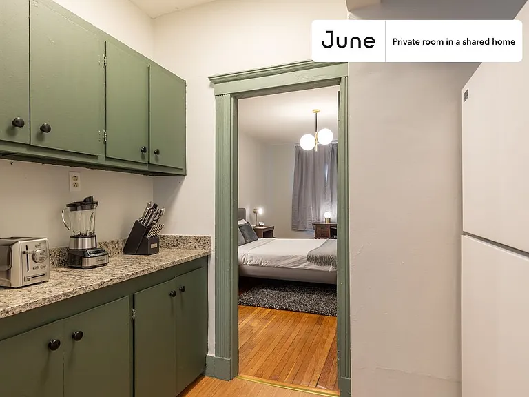 1680 Commonwealth Ave #B — Photo 8