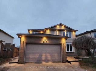 844 Crowells St, Oshawa, ON L1K 1X3