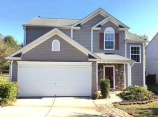8726 Laurel Run Dr, Charlotte, NC 28269