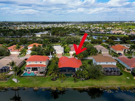 4th image of 2412 Ashbury Cir