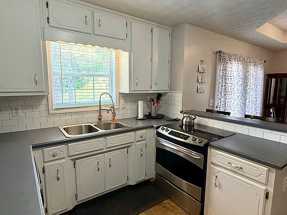 5th image of 1290 Waterwood Dr