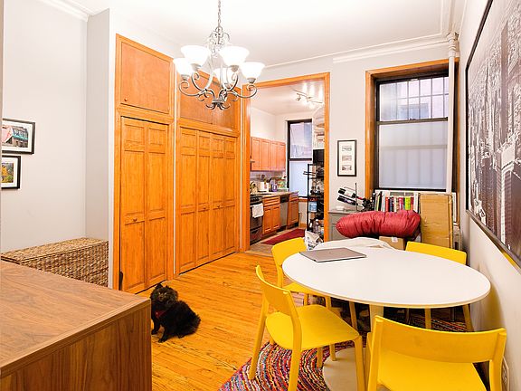 2nd image of 31 E 7th St #1
