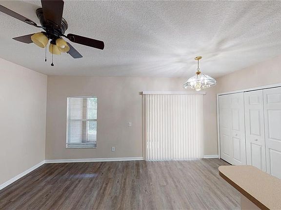 5th image of 3423 Red Rock Dr