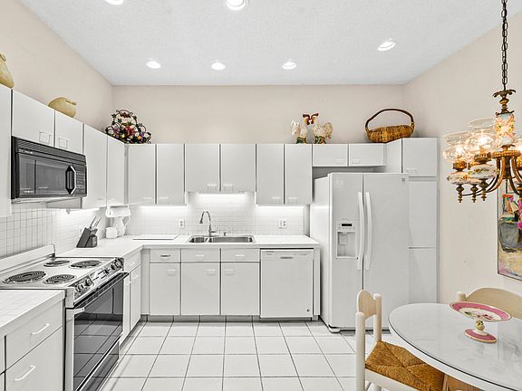 2nd image of 5184 Lake Catalina Drive #D