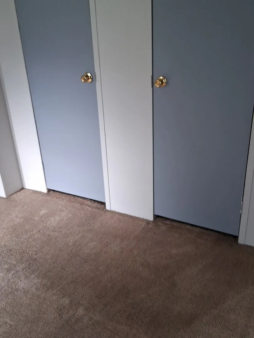 3 bed, $1,000 — Photo 1