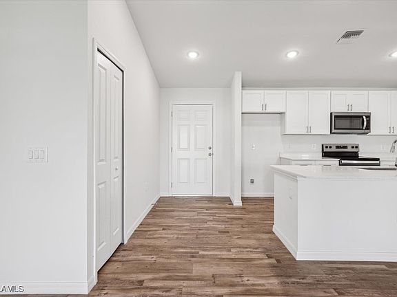 3rd image of 1707 NW 6th Pl