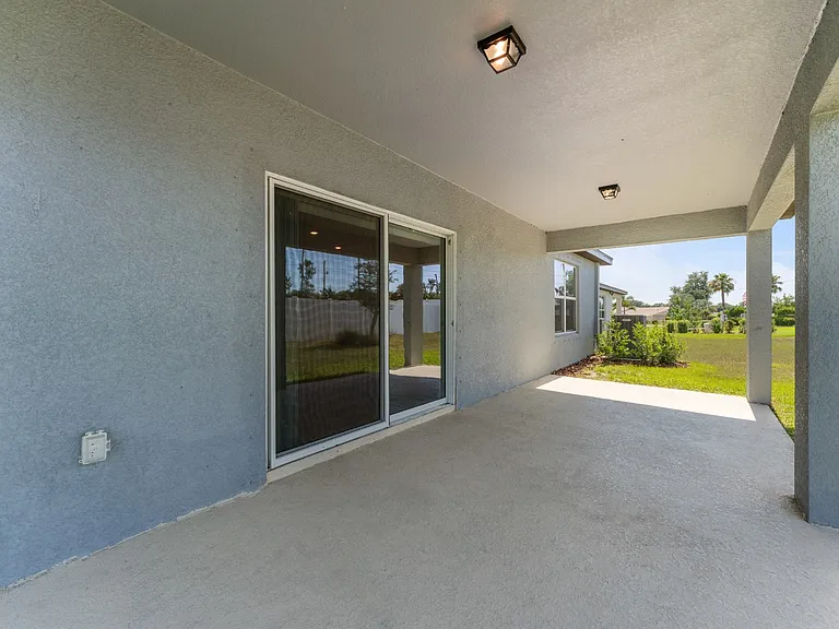 9642 Summers Cay Cir — Photo 32