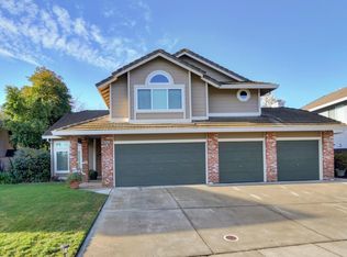 8652 White Peacock Way, Elk Grove, CA 95624