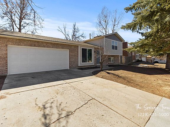 5th image of 6545 Charter Dr