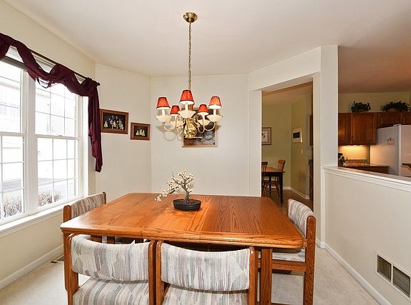 3rd image of 11135 Edgebrook Ln #A