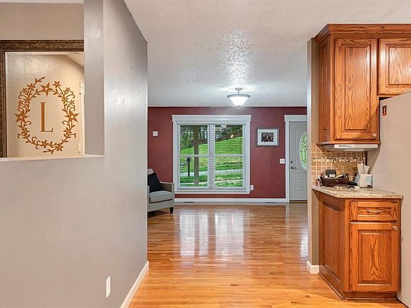5th image of 4704 Brookton Way