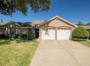 1928 Willow Vale Dr, Fort Worth, TX 76134