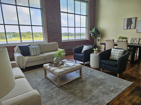 200 Riverside Ave Unit 242