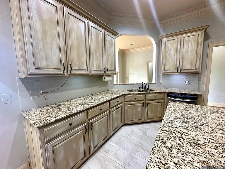 39339 Magazine Ave — Photo 6