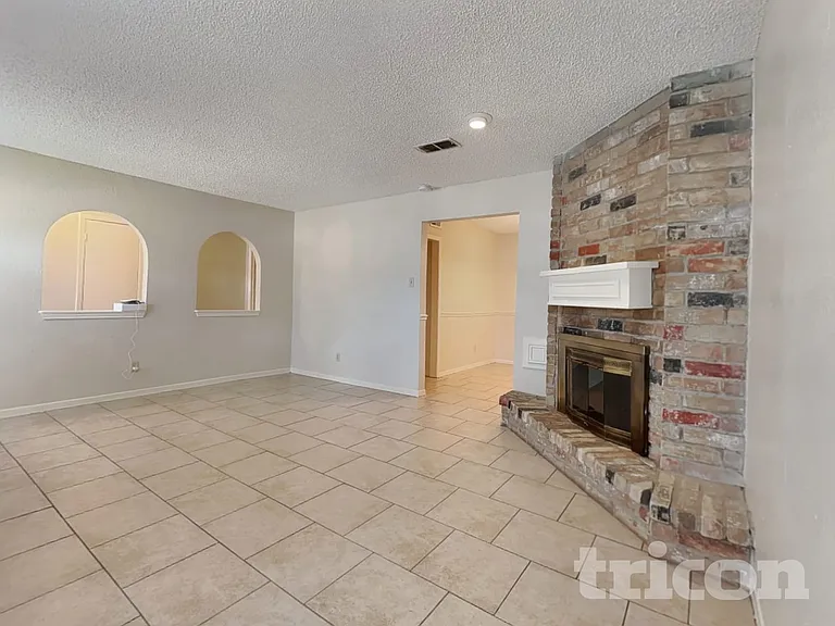 16726 Britford — Photo 5