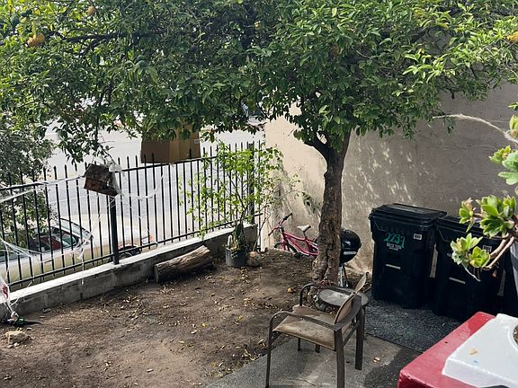 4th image of 2233 Whittier Blvd #2237