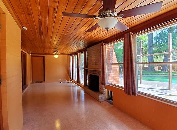 4th image of 135 Janelle Ln #1