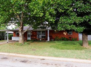 6004 N Redmond Ave, Warr Acres, OK 73122