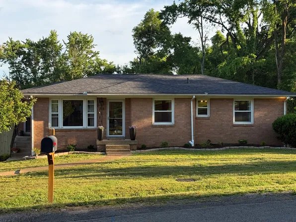 155 Lake Park Dr, Nashville, TN 37211