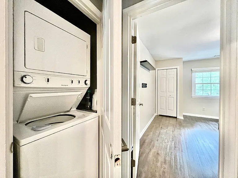 3306 Selwyn Farms Ln #7 — Photo 16