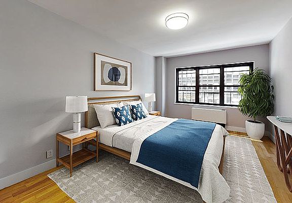 3rd image of 301 E 47th St #3Q