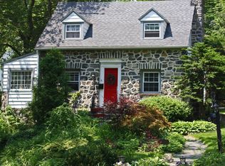 6 Villa Rd, Larchmont, NY 10538