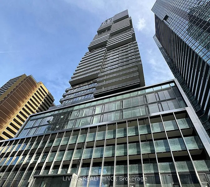 55 Charles (55C Bloor Yorkville Residences) — Photo 2